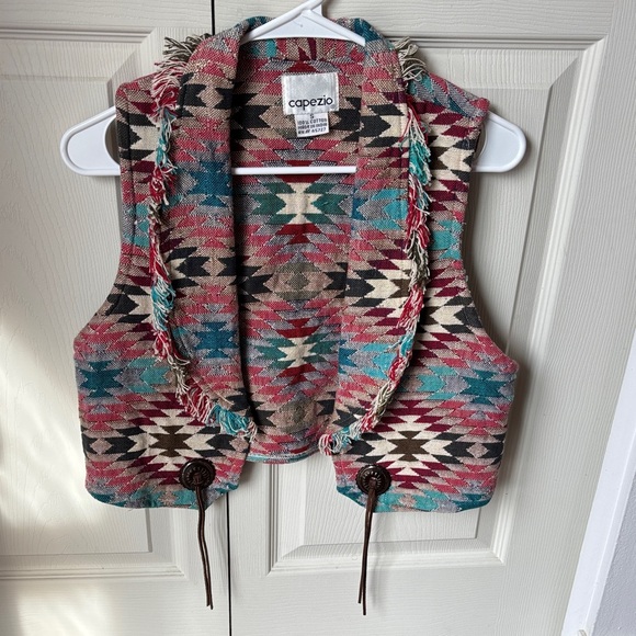 Capezio Jackets & Blazers - Capezio vintage Multicolor southwestern Tribal Aztec Pattern women’s small Vest